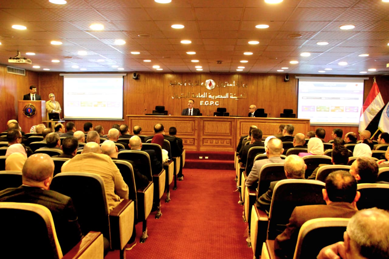 لزيادة الانتاج.. ملتقى هيئة البترول يناقش تعظيم الاستفادة من الأنظمة الآلية لتسهيل الأداء التشغيلي